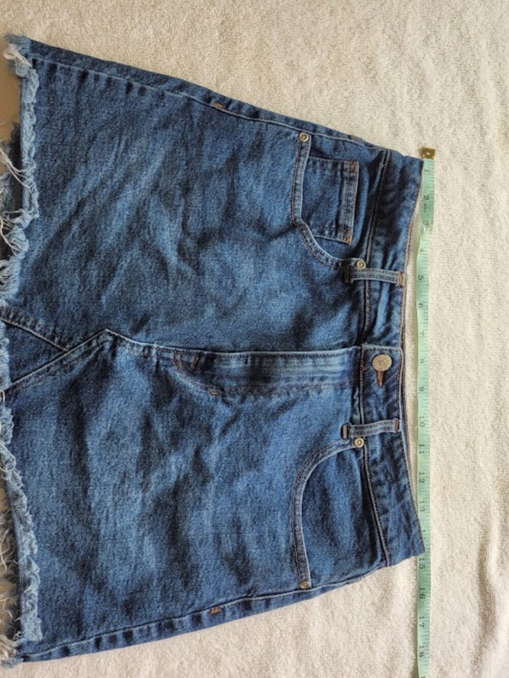 Harper Heritage Women's Distressed Denim Shorts Medium